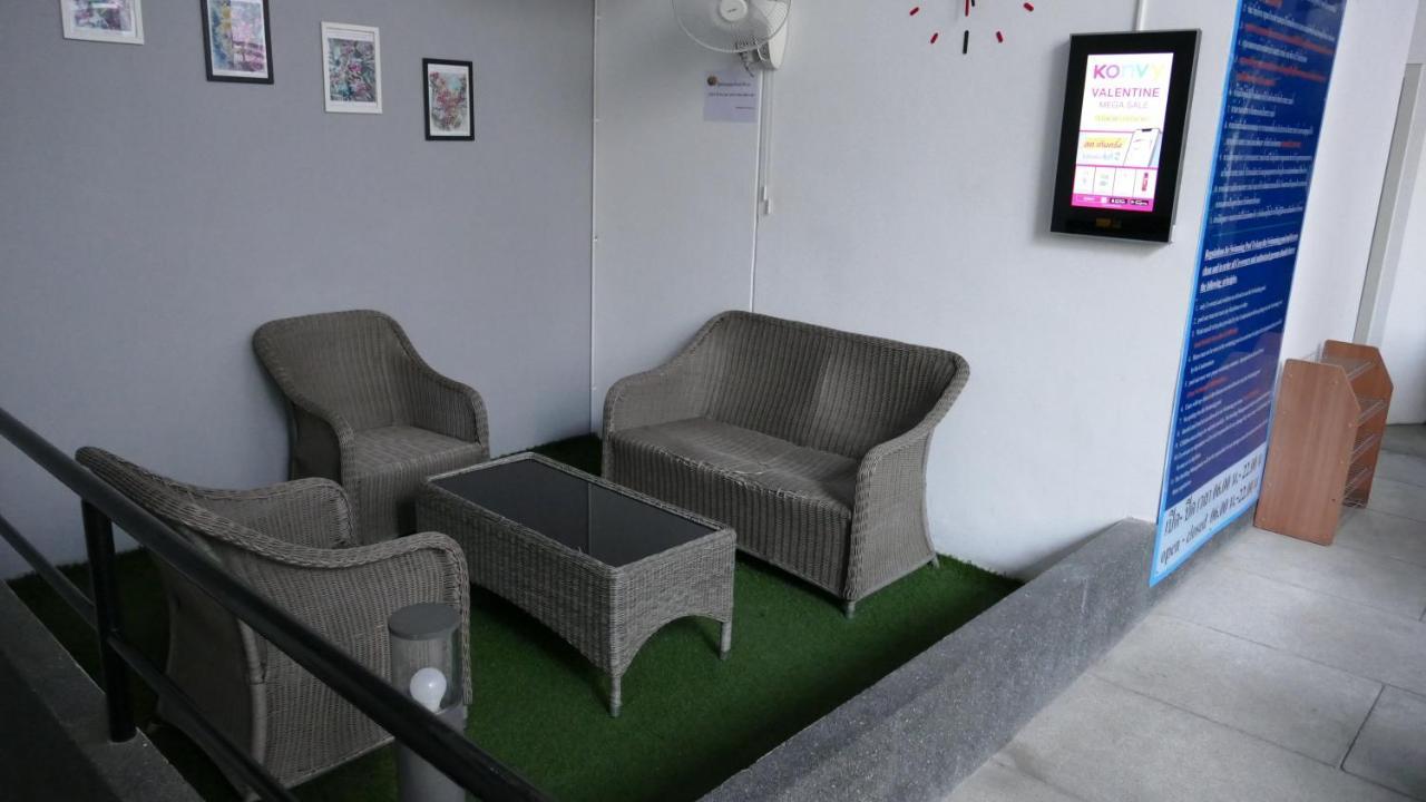 Sundowner Sukhumvit Apartment Bangkok Luaran gambar