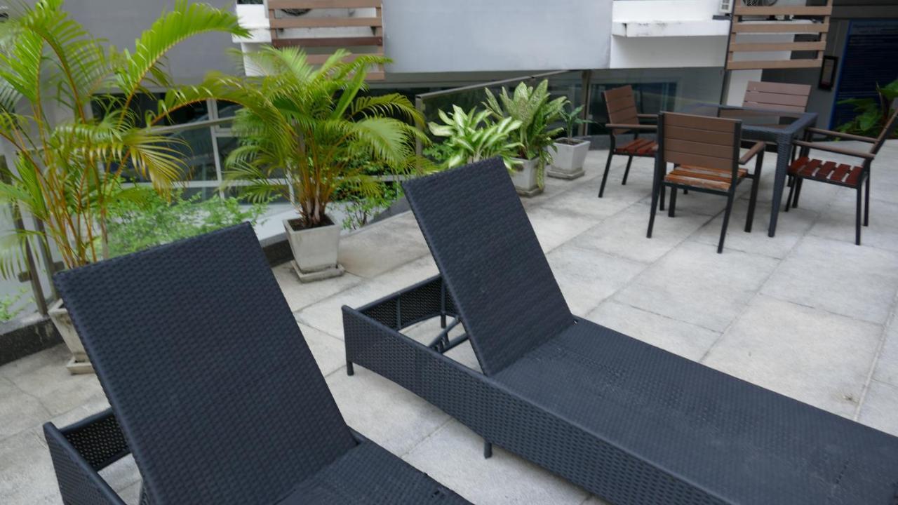 Sundowner Sukhumvit Apartment Bangkok Luaran gambar